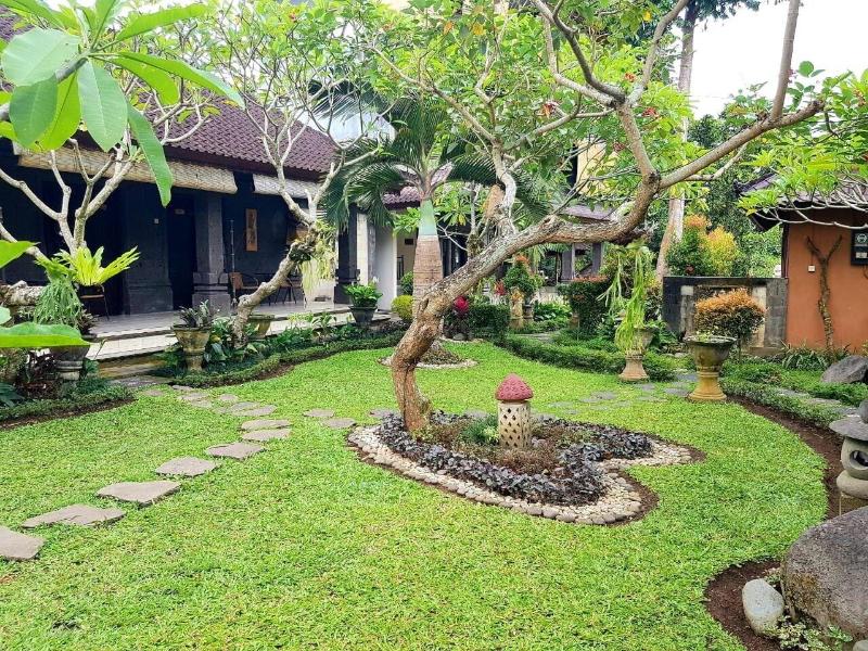 Liyer House - Genel