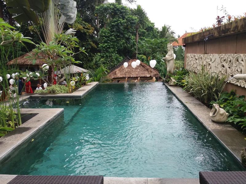 Liyer House - Genel
