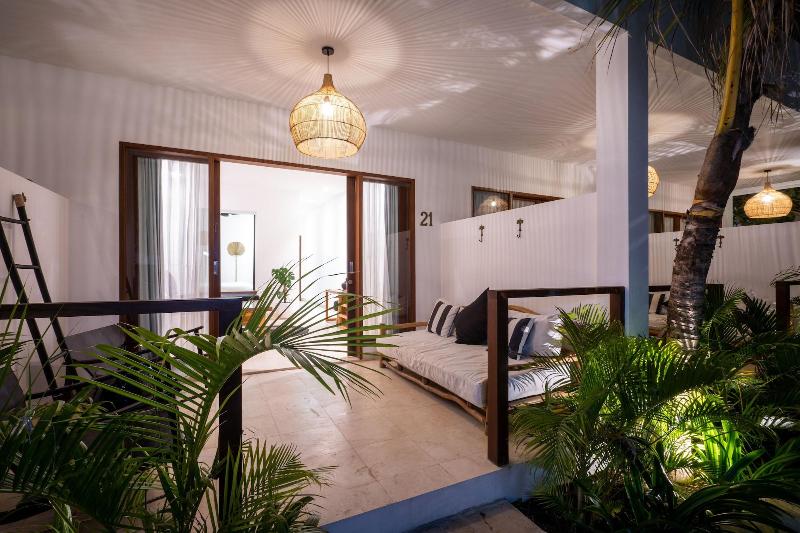 Ohana's Boutique Resort and Beach Lounge - Oda