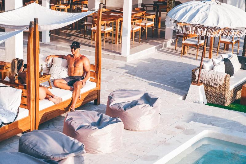 Ohana's Boutique Resort and Beach Lounge - Plaj