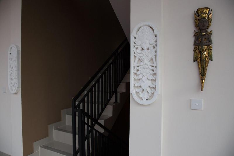 Warji House 1 - Genel