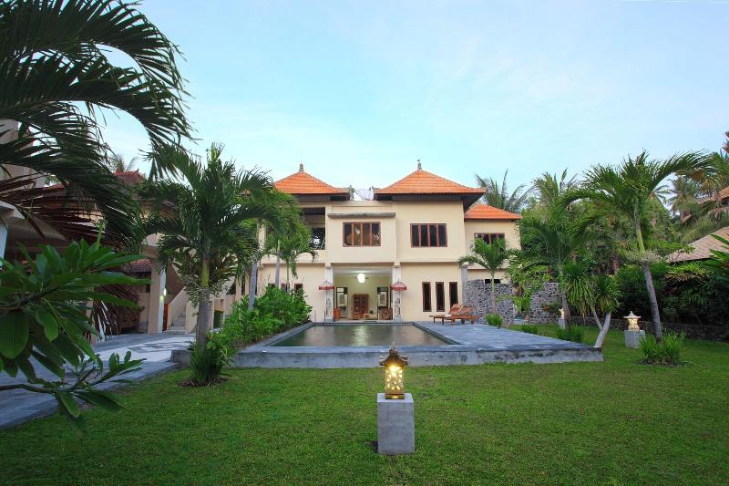 Villa Matanai - Genel