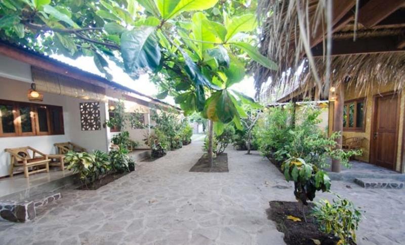 Si Pitung Village - Genel