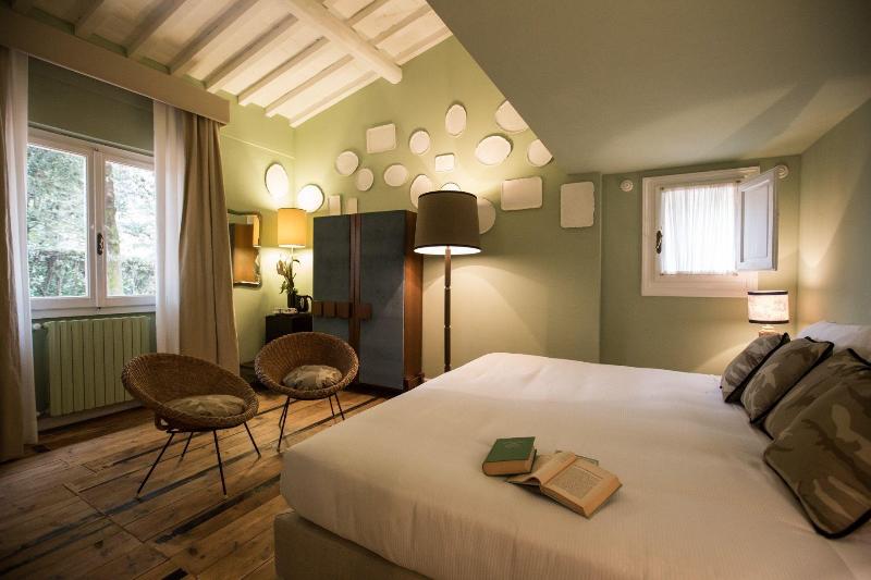 Adastra Suites - Oda