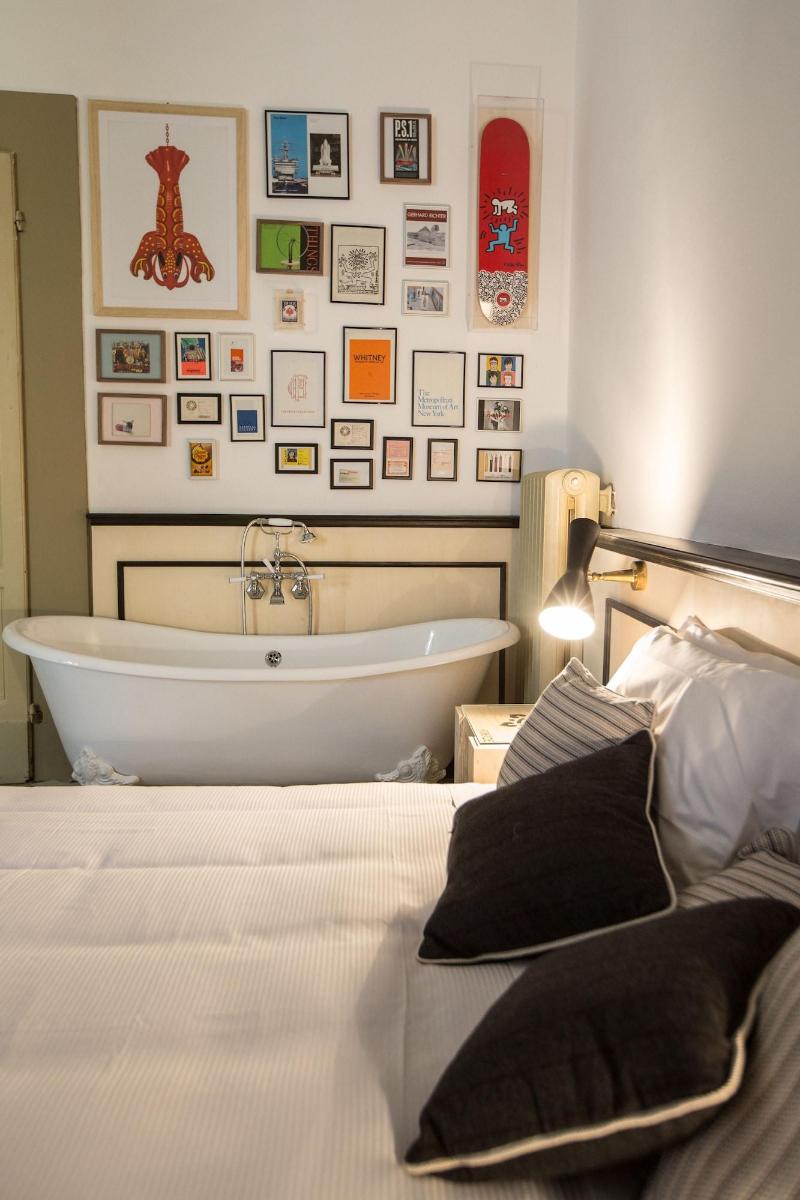 Adastra Suites - Oda