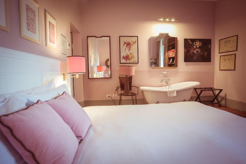 Adastra Suites - Oda