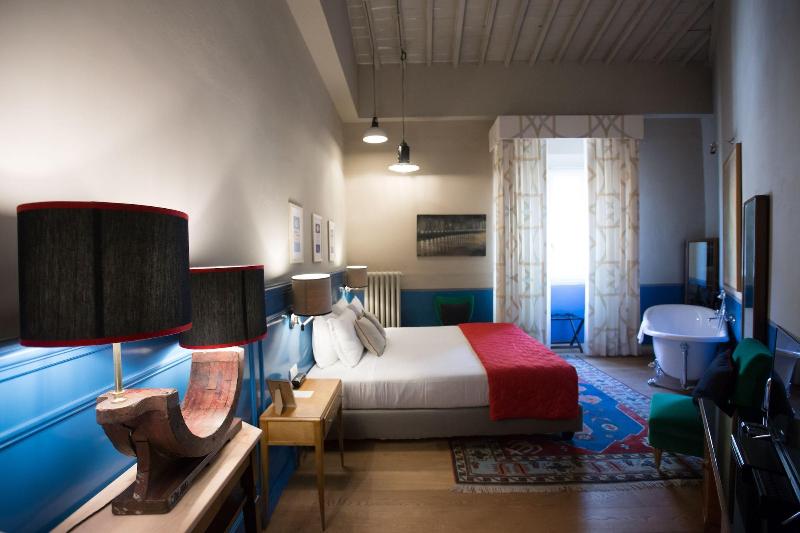 Adastra Suites - Oda