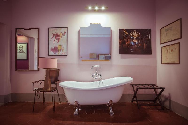 Adastra Suites - Oda
