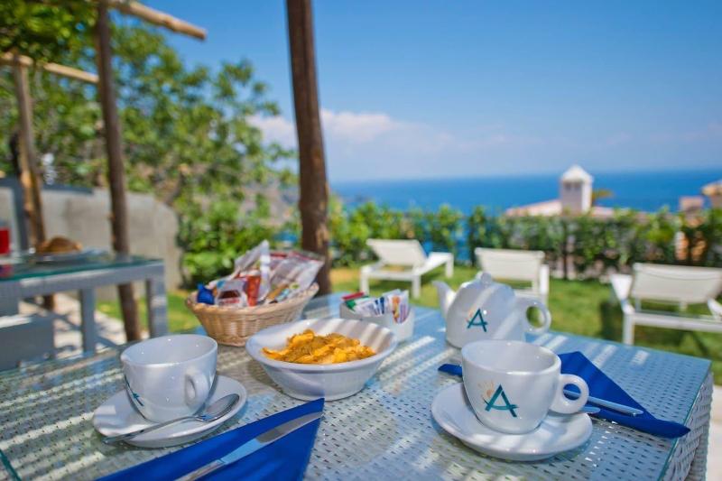 Albadamare Boutique Hotel - Teras
