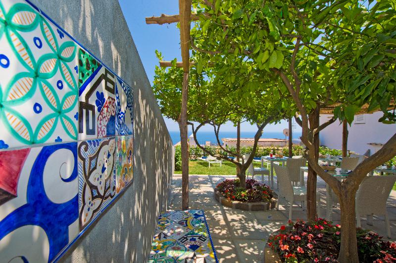 Albadamare Boutique Hotel - Teras