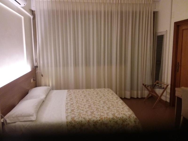 Hotel Nyers - Oda