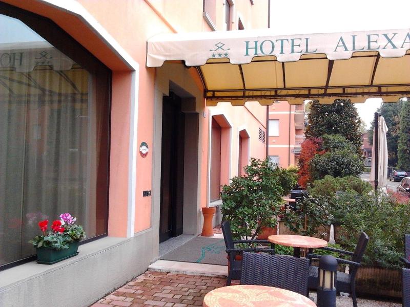 Hotel Alexander - Genel