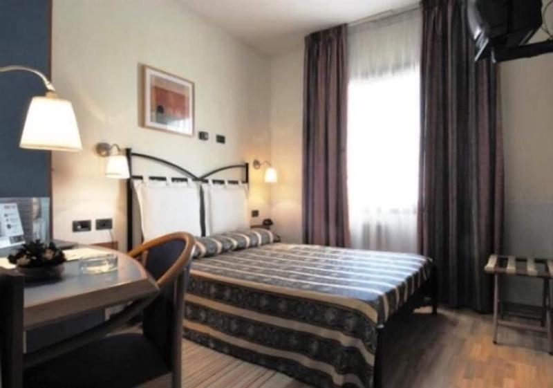 Hotel Alexander - Oda