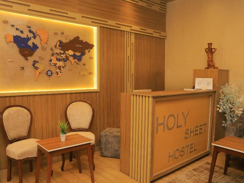 Holy Sheet Hostel - Genel