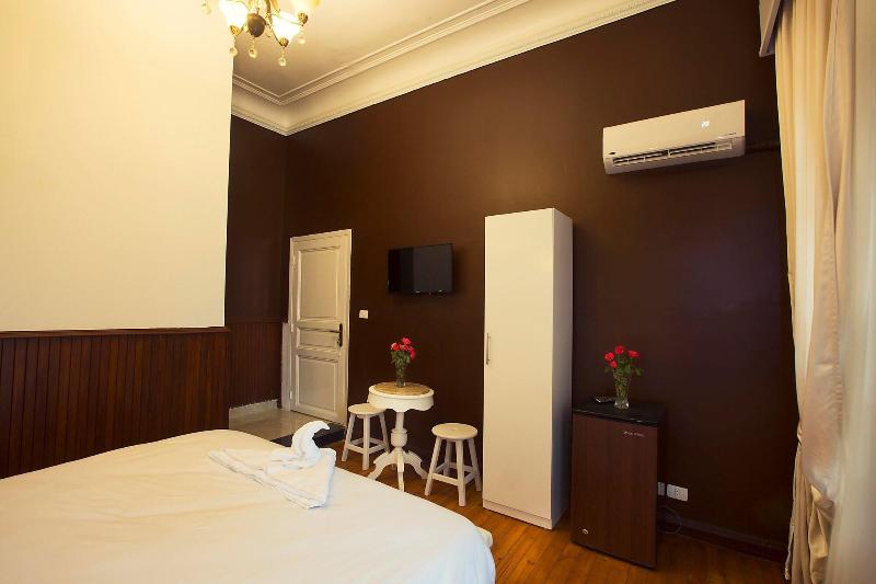 Tahrir Plaza Suites - Oda