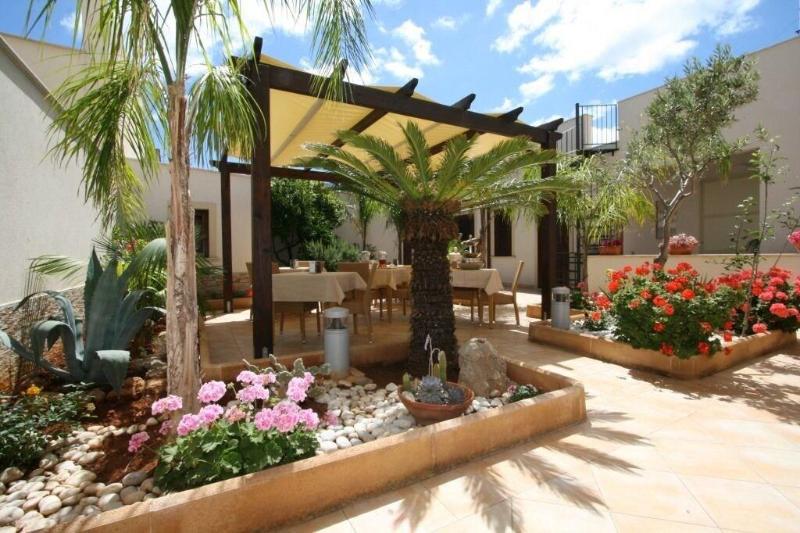 Amaryllis Hotel - Teras