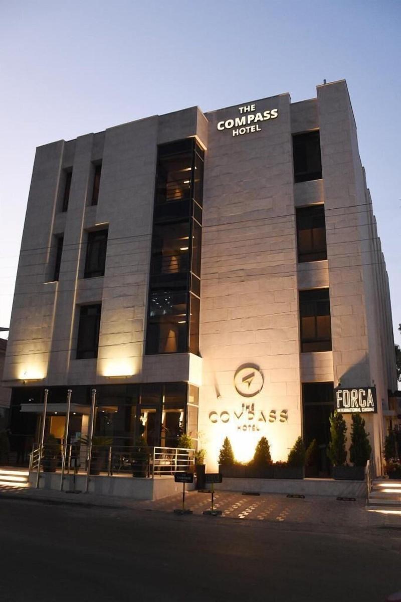 The Compass Hotel - Genel