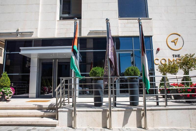 The Compass Hotel - Genel