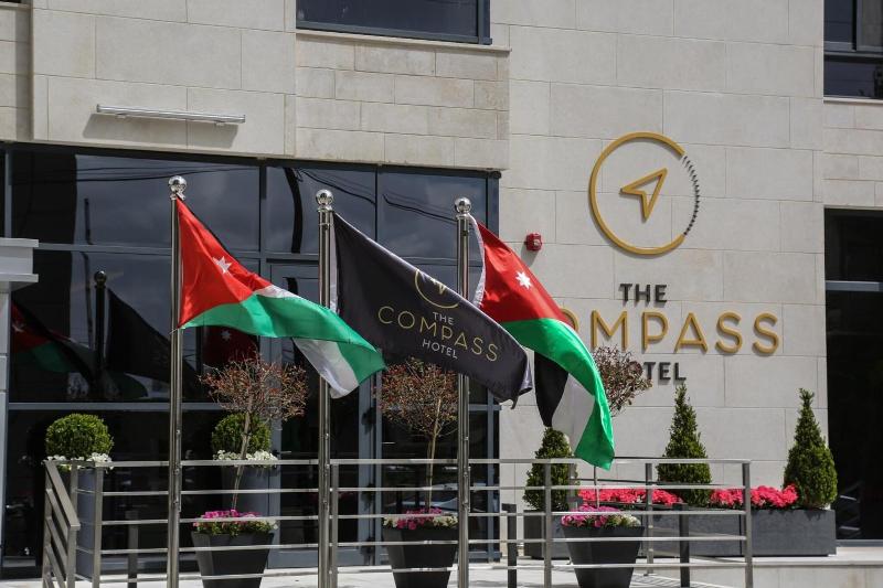 The Compass Hotel - Genel