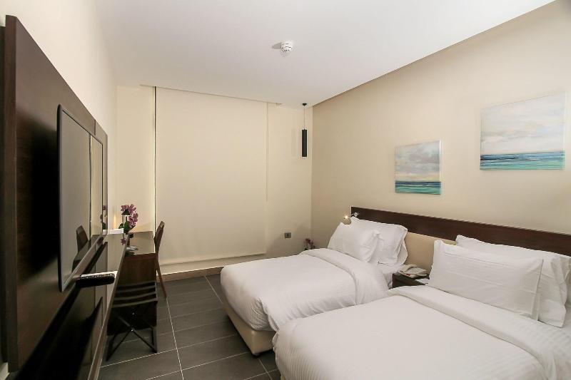 The Compass Hotel - Oda