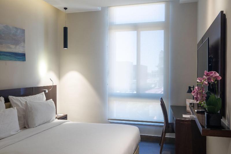 The Compass Hotel - Oda