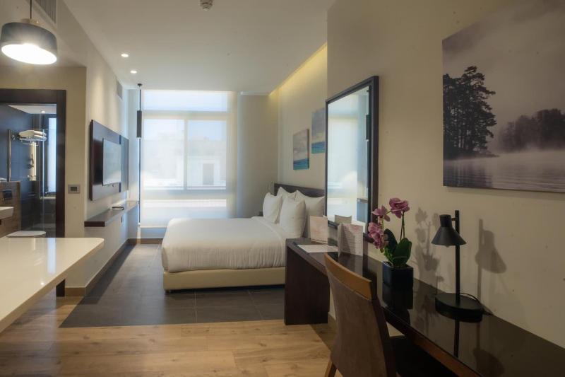 The Compass Hotel - Oda