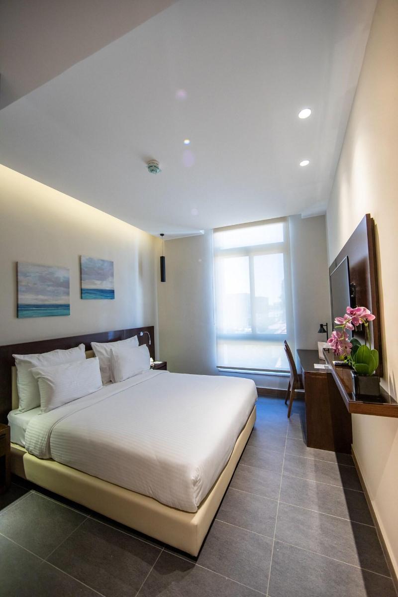 The Compass Hotel - Oda
