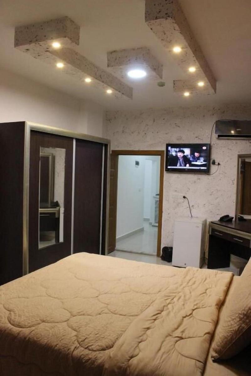 Sara Crown Hotel - Oda