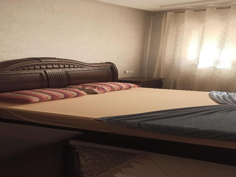 Mohammed V Airport Homestay - Oda