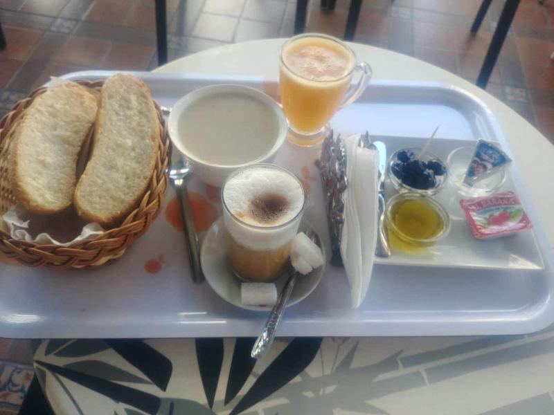 Mohammed V Airport Homestay - Restoran