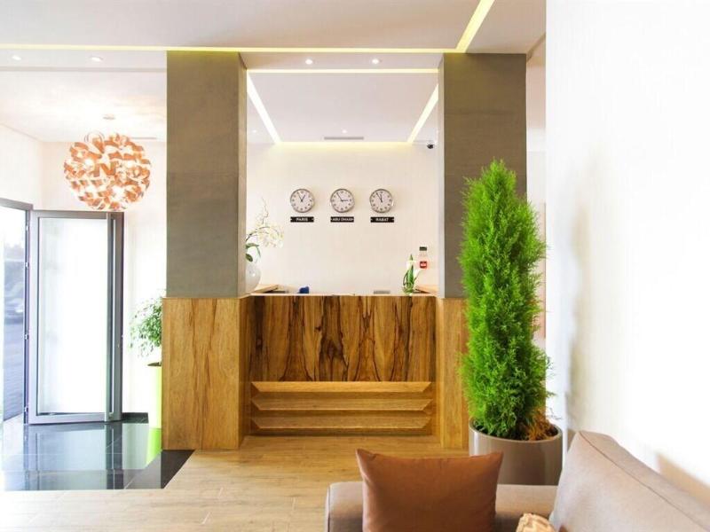 Smarts Hotel - Bar
