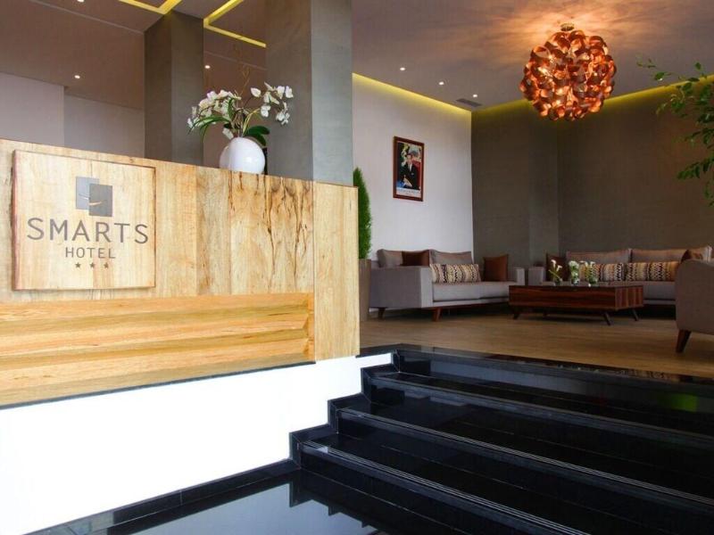 Smarts Hotel - Bar