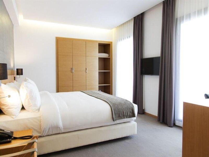 Smarts Hotel - Genel