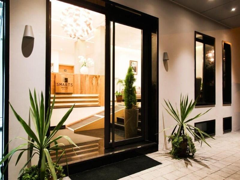 Smarts Hotel - Genel