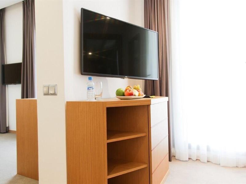 Smarts Hotel - Oda