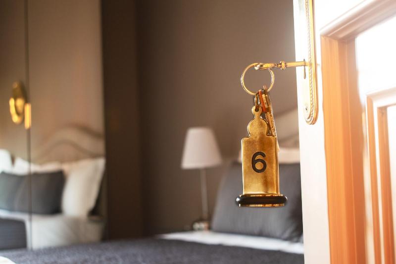 051 Suites - Oda
