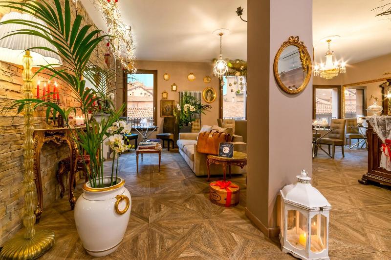 051 Suites - Oda