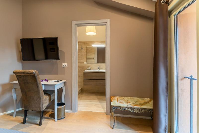 051 Suites - Oda
