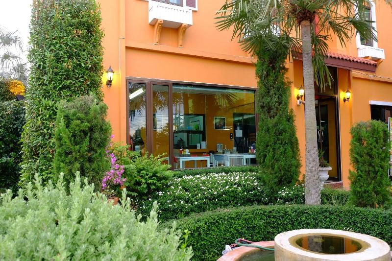 I-Home Residence and Hotel - Genel