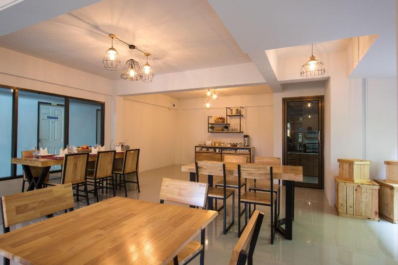 I-Home Residence and Hotel - Restoran