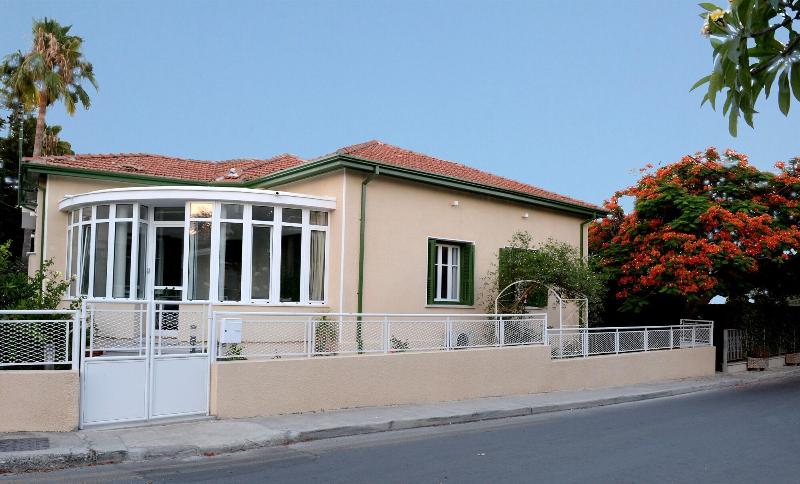 Avgi's Home - Genel