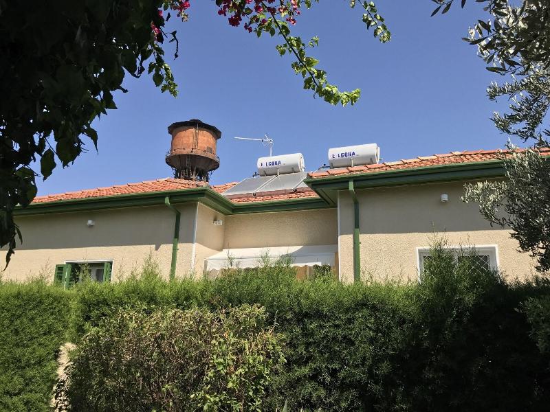 Avgi's Home - Genel