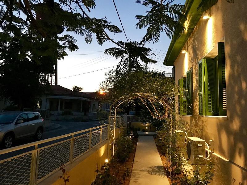 Avgi's Home - Genel