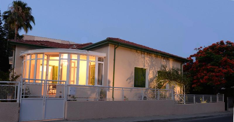 Avgi's Home - Genel