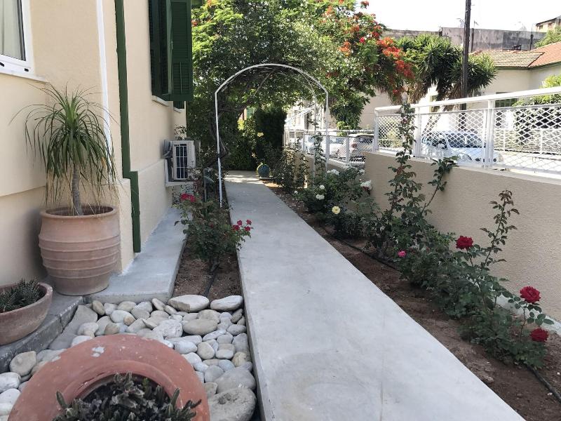 Avgi's Home - Genel