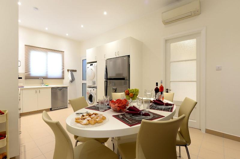 Avgi's Home - Restoran