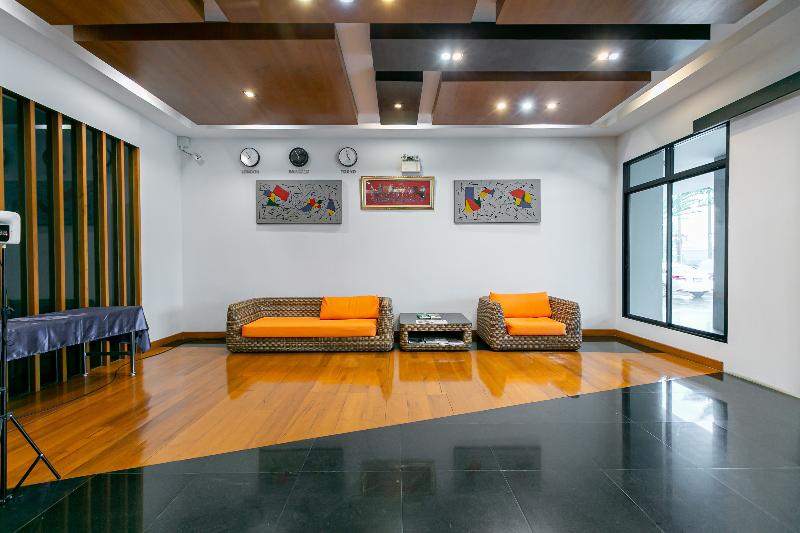 Farthai Residence by Zuzu - Genel