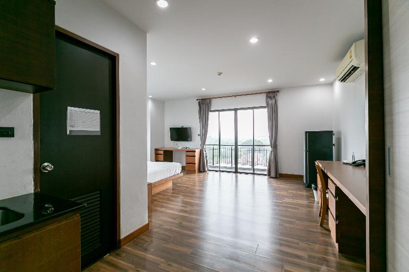 Farthai Residence by Zuzu - Oda