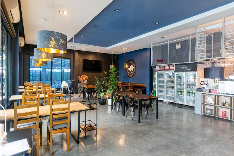 Farthai Residence by Zuzu - Restoran
