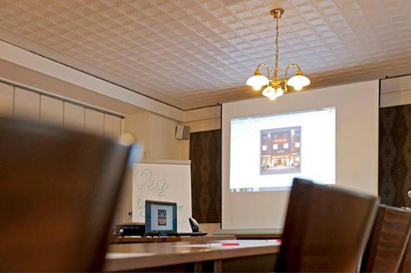 In-Side-Hotel - Toplantı